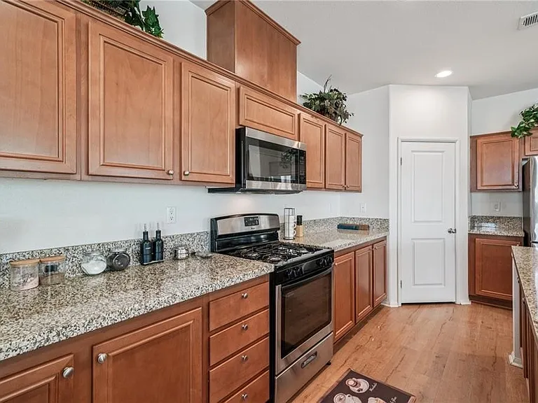 7153 Gypsum Dr — Photo 8