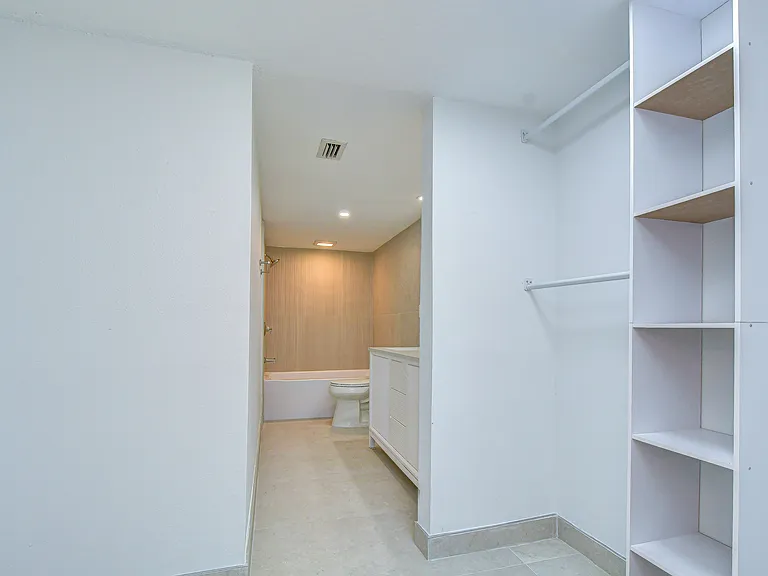 200 Country Club Dr #1505 — Photo 30
