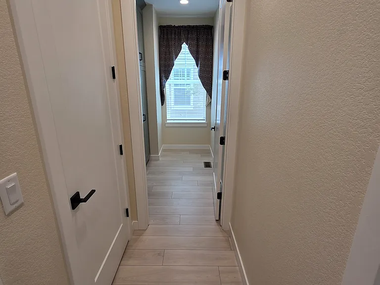 184 Ash Cir — Photo 27