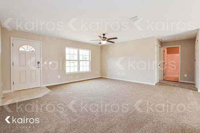 13691 SW 43rd Cir — Photo 2