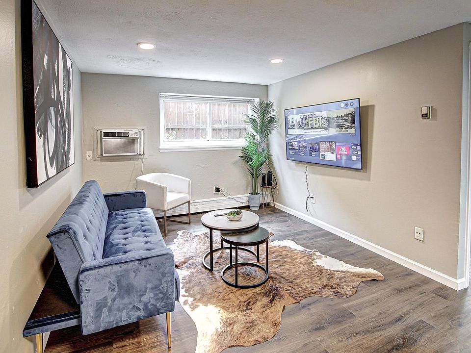 1st image of 3118 W 14th St APT 106