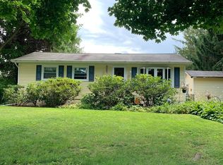 1086 6th Ave, Jersey Shore, PA 17740