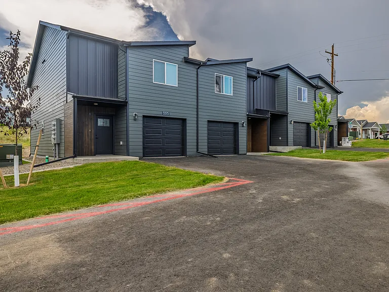 3383 Crosswind Ct #2 — Photo 38