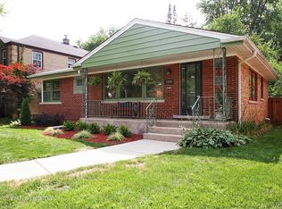 7066 N Mason Ave, Chicago, IL 60646