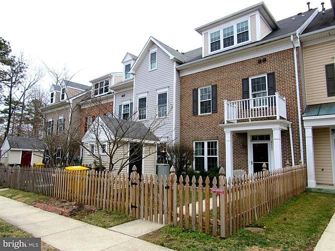 1st image of 8707 Spring Brook Way