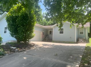 359 Spring Meadows Pkwy, Branson, MO 65616