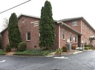 725 C W Main St, Jamestown, NC 27282