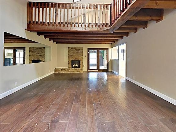 3rd image of 3804 Village Glen Trl