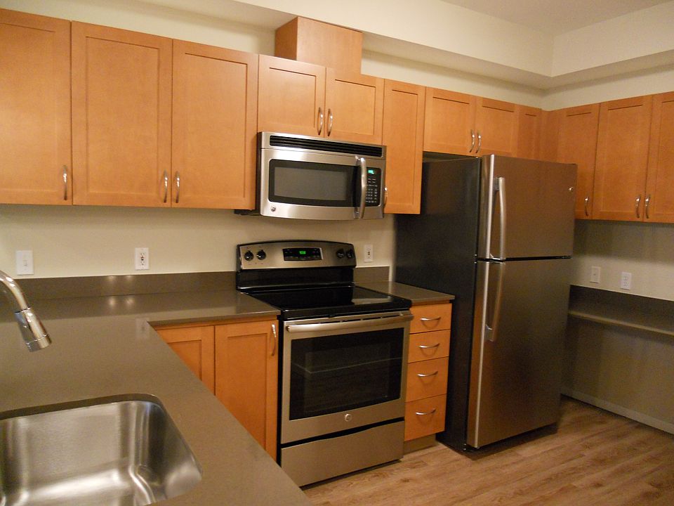 Beautifully Renovated Kitchen, to Make Cooking a Breeze