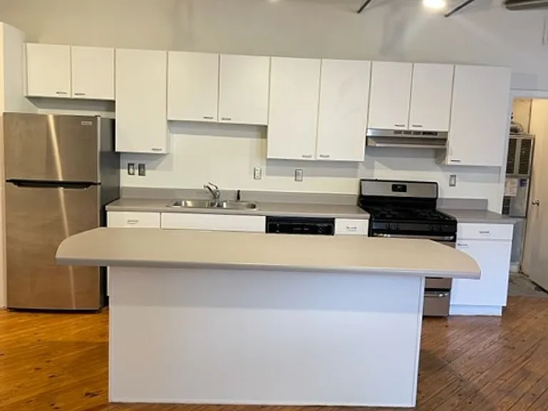 900 Peachtree Lofts — Photo 12