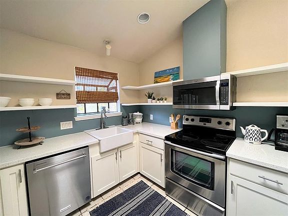 2nd image of 1895 Westlake Dr #103