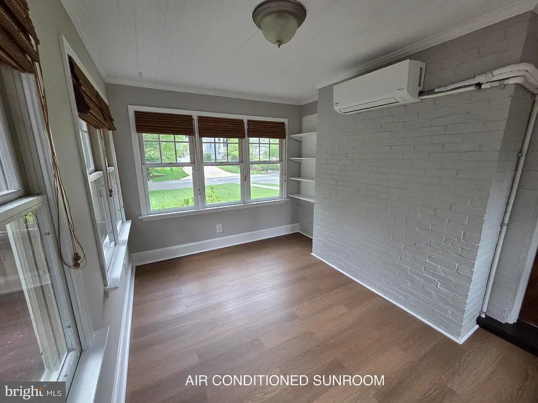 5528 Johnson Ave — Photo 7