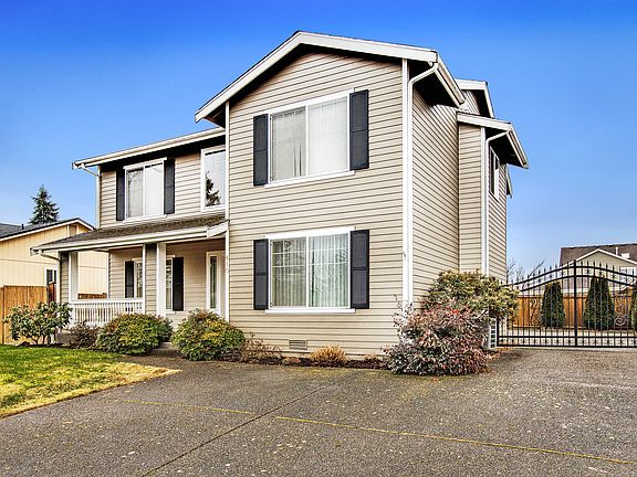 2nd image of 410 12th St SE