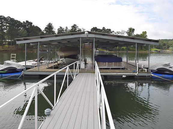 Image 3: Dock