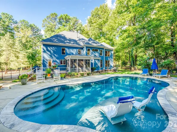 7085 Montgomery Rd, Clover, SC 29710