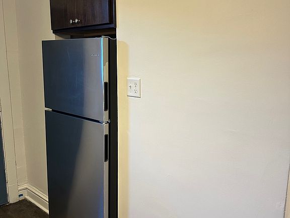 4th image of 235 N Mason Ave APT 2