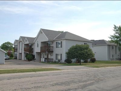 526 Root AVENUE UNIT 2, Hartford, WI, 53027
