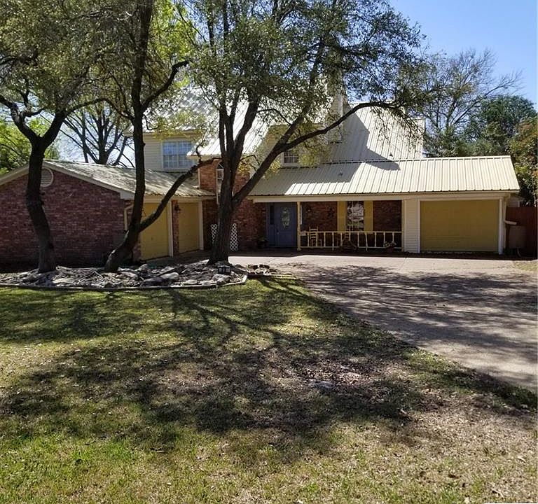 1st image of 29 Vista Dr