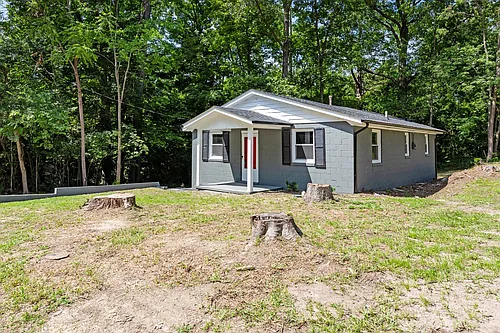 1424 Springbrook Dr Photo 1