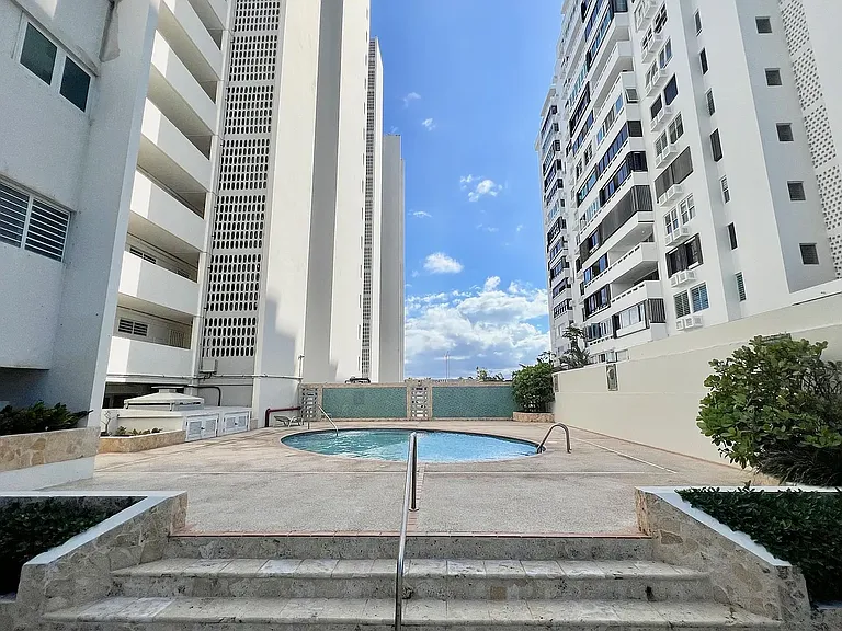 4429 Park Plaza Isla Verde Ave — Photo 33
