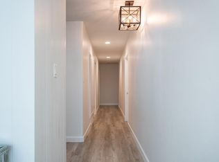 1526 Belleau Rd, Glendale, CA 91206