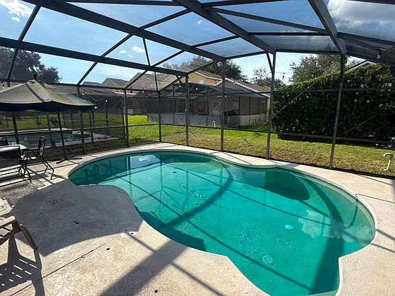 2nd image of 1875 Royal Ridge Dr