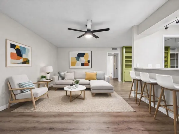 1240 Barton Hills Dr APT 105, Austin, TX 78704