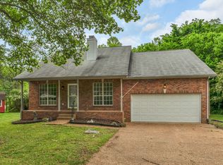 688 Kings Way Dr, Old Hickory, TN 37138