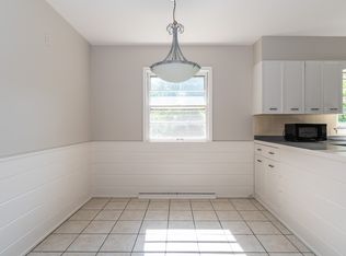 2003 Lakeshore Dr, Saint Joseph, MI 49085
