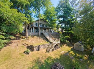 W9430 Schroeder Ln, Crivitz, WI 54114