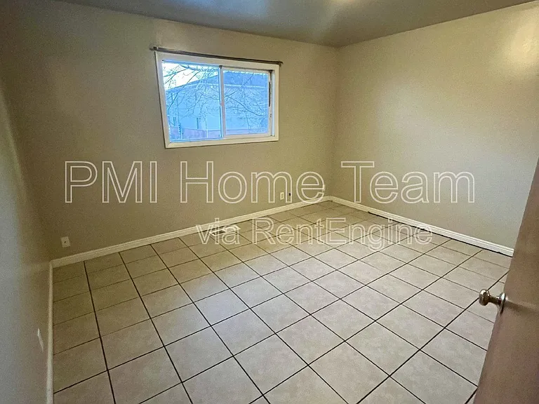 3476 Brinker Ave #4 — Photo 7