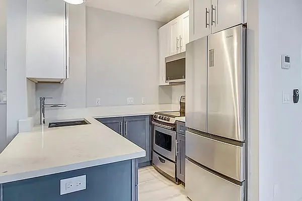 Rented by EXR | media 2