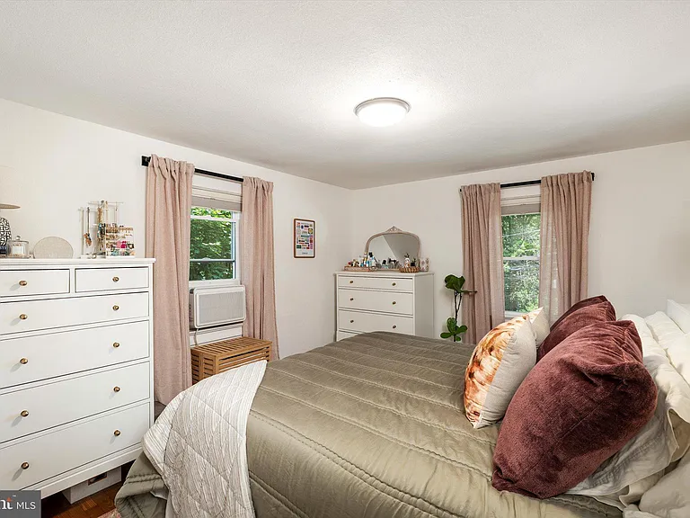 43 Spruce St #3 — Photo 16