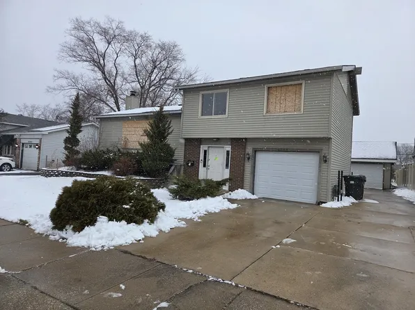 16749 Meadowdale Dr, Oak Forest, IL 60452