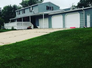 423 1st St SW, Bagley, MN 56621