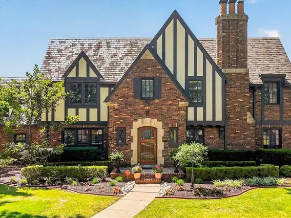 845 W 52nd Ter, Kansas City, MO 64112