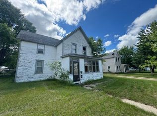 216 1st St NE, Wadena, MN 56482