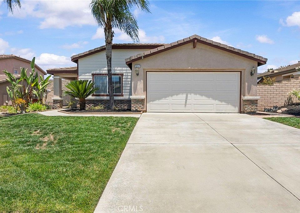 1st image of 23522 Cheyenne Canyon Dr