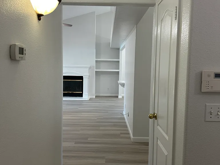9128 N Recreation Ave — Photo 21