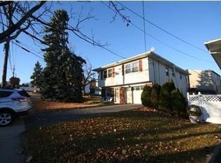 21 Spring St, Wallington, NJ 07057