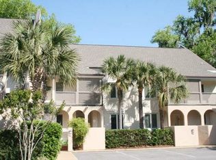 200 Colonnade Clb UNIT 203, Hilton Head Island, SC 29928