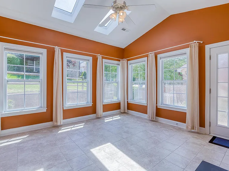 5015 Wyngate Village Dr — Photo 28