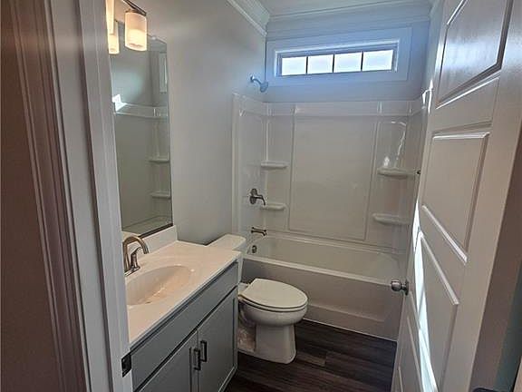 7th image of this home