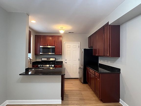 5th image of 5150 N Avers Ave APT 2E