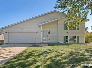 298 Maizie Ln, Sparta, MI 49345