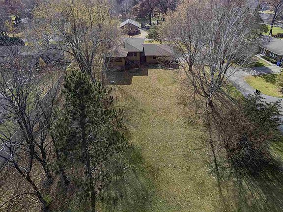 4th image of 6538 Carman Dr
