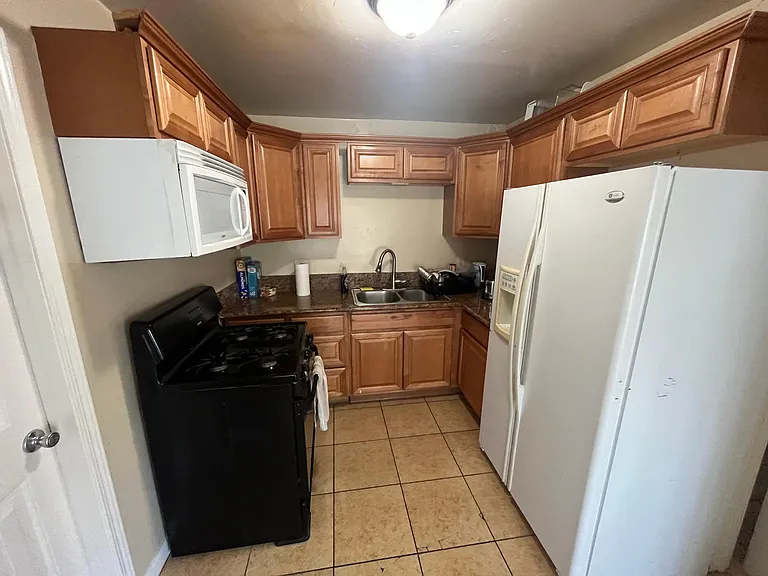 5809 Lindo Paseo #1-room B — Photo 4