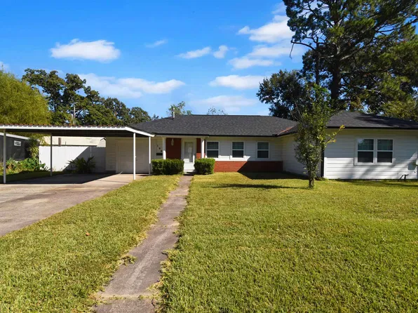108 Britton Dr, Silsbee, TX 77656