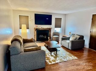 123 23rd St NW #C, Hickory, NC 28601