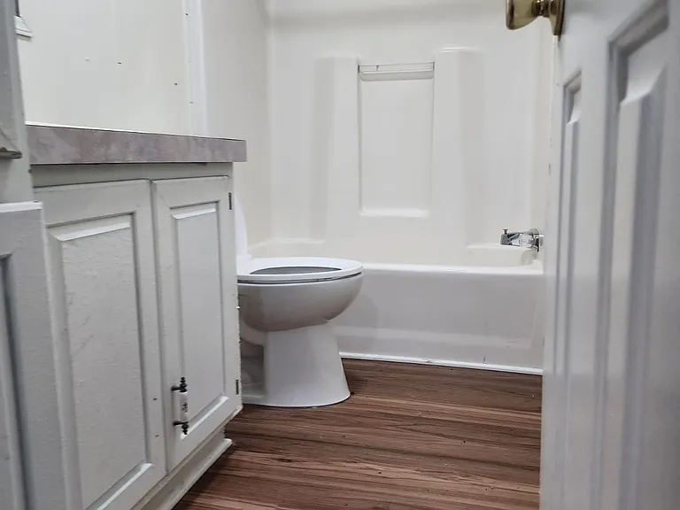 1241 Shannonbrook Ln — Photo 29